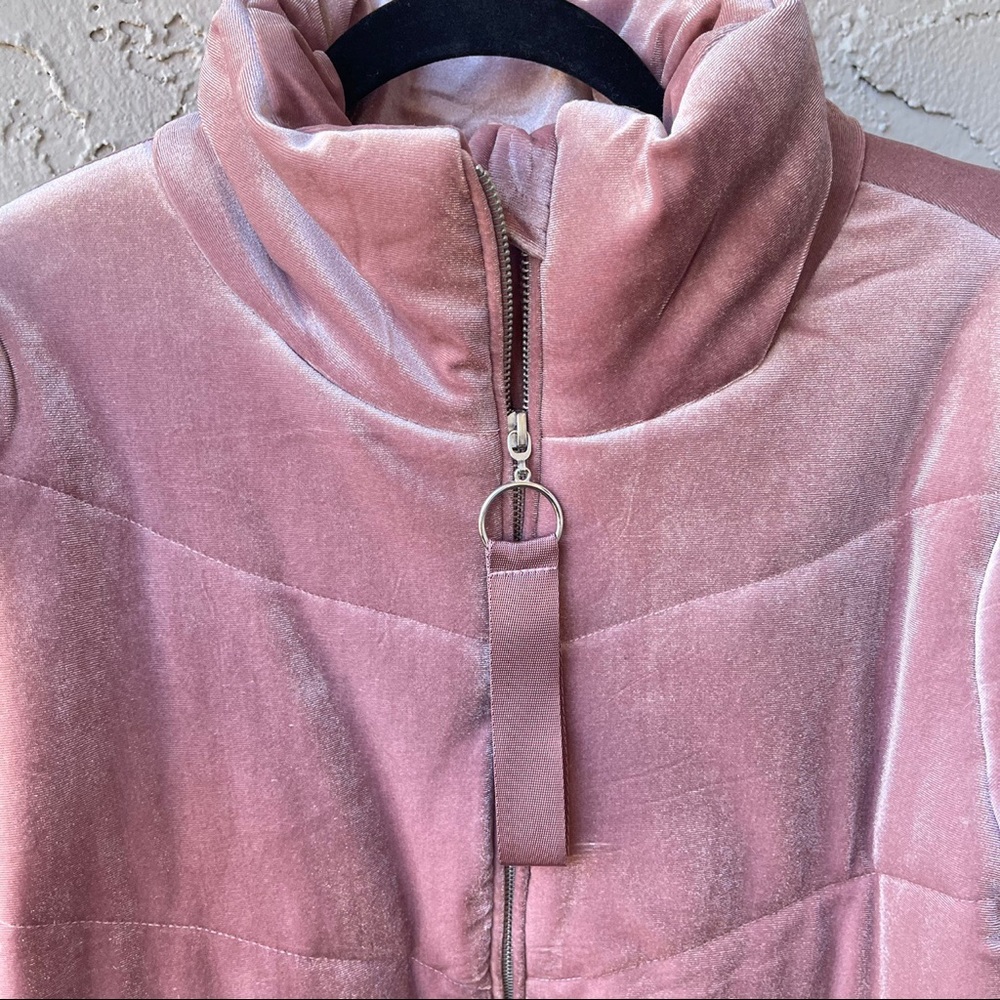 💗NWT Lux Velour Pink Dreamy Puff Coat💗